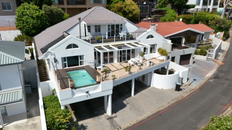 To Let 3 Bedroom Property for Rent in Gordons Bay Village Western Cape